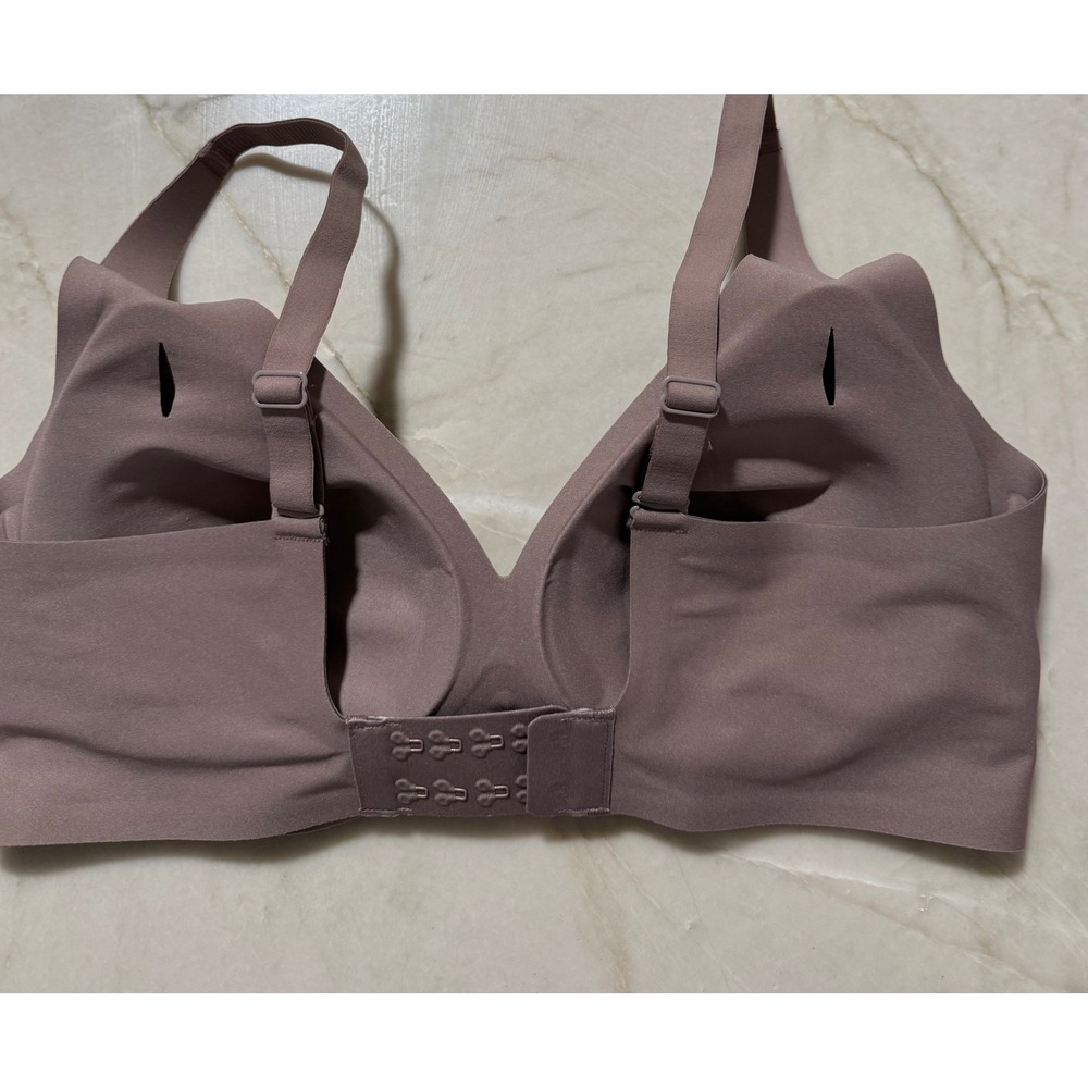 NWOT Celeste D'Or Curve Wireless Seamless Bra Brown Sz Medium Adjustable Straps - Picture 5 of 9